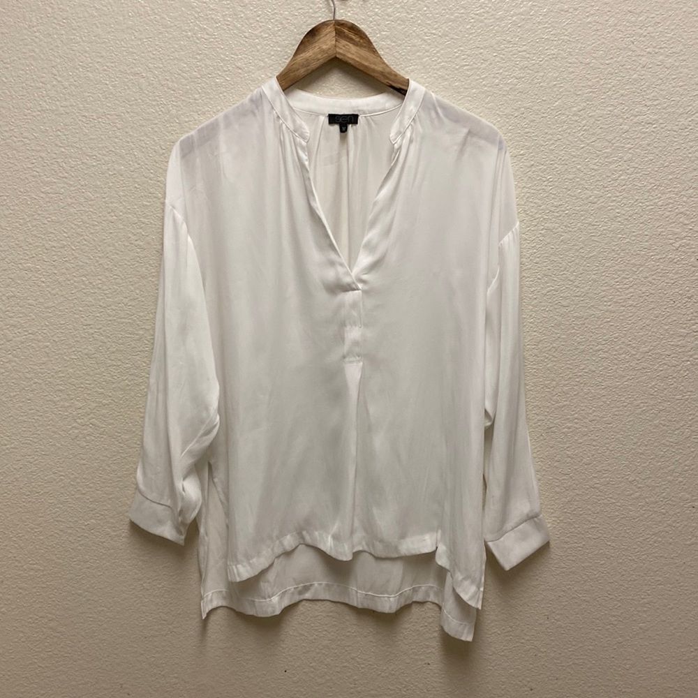 Sen Split Neck Blouse Medium - image 1